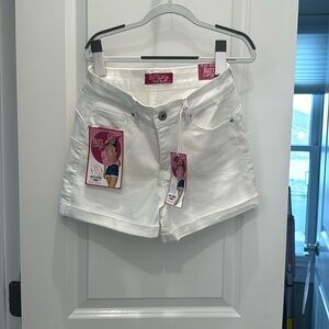 Wax Jeans white shorts